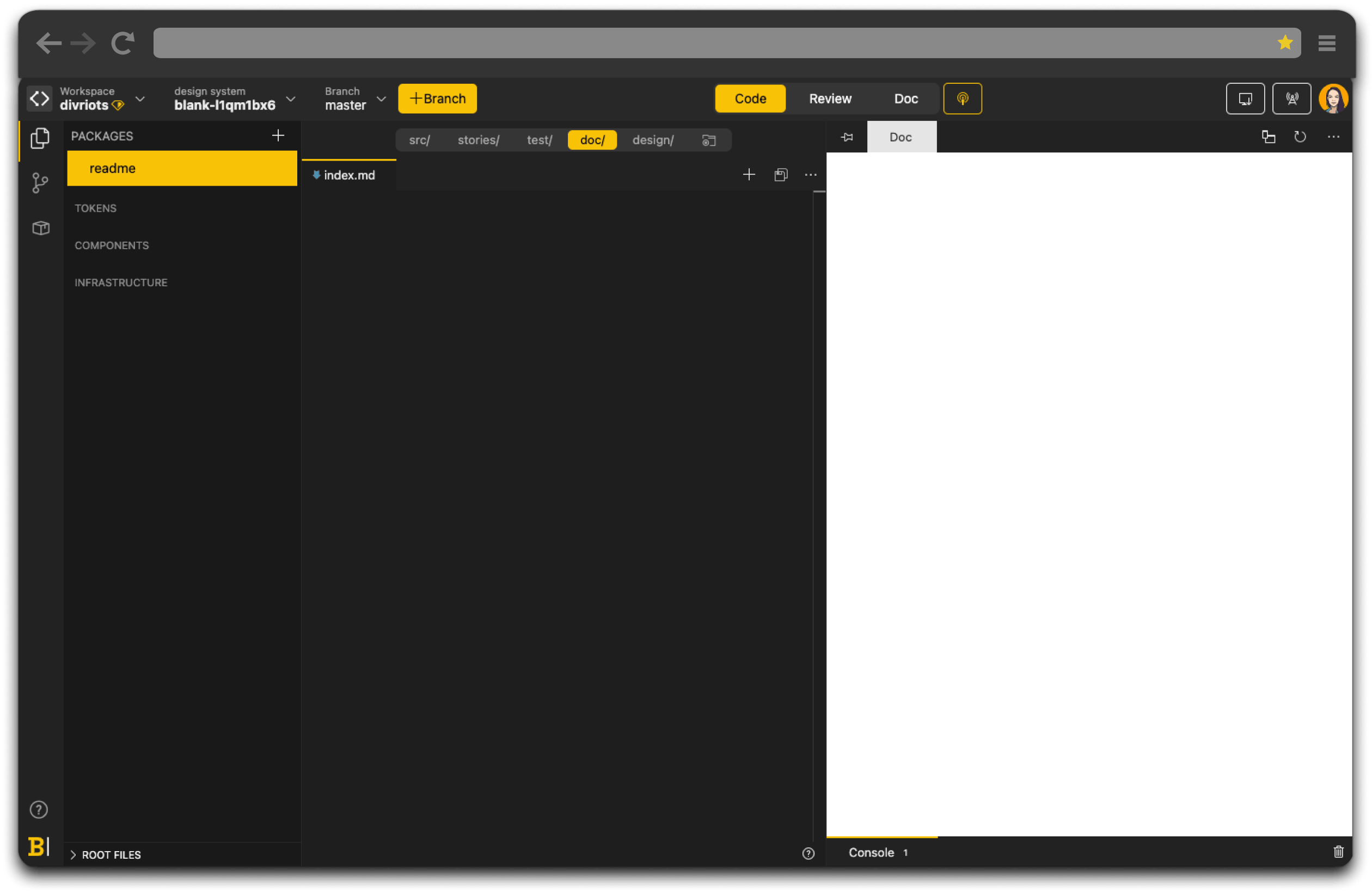 Screenshot of Backlight's online editor's layout on computer screen and on mobile screen.